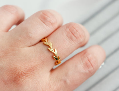 Leaf Pattern Ring