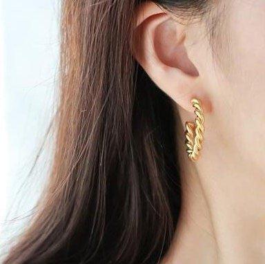 Thick Twist Hoop Earring