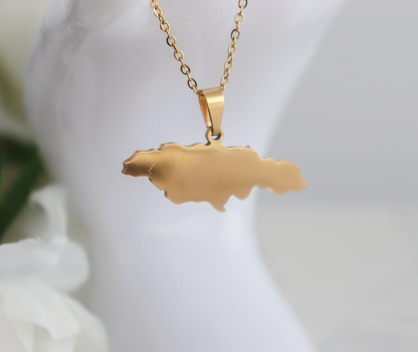 Solid Jamaica Map Necklace