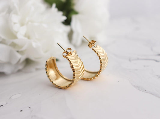 V-Stripe Hoop Earrings