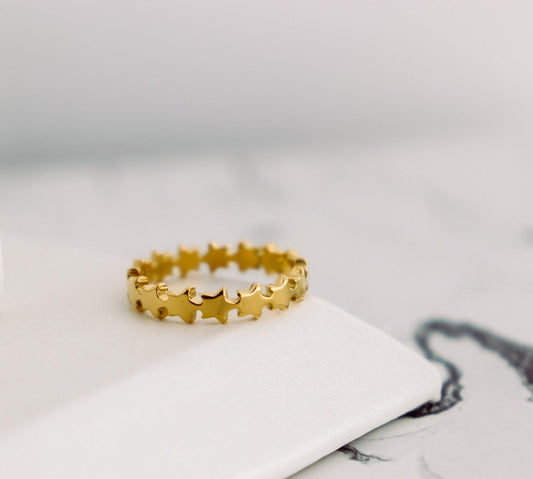 Linked Stars Ring