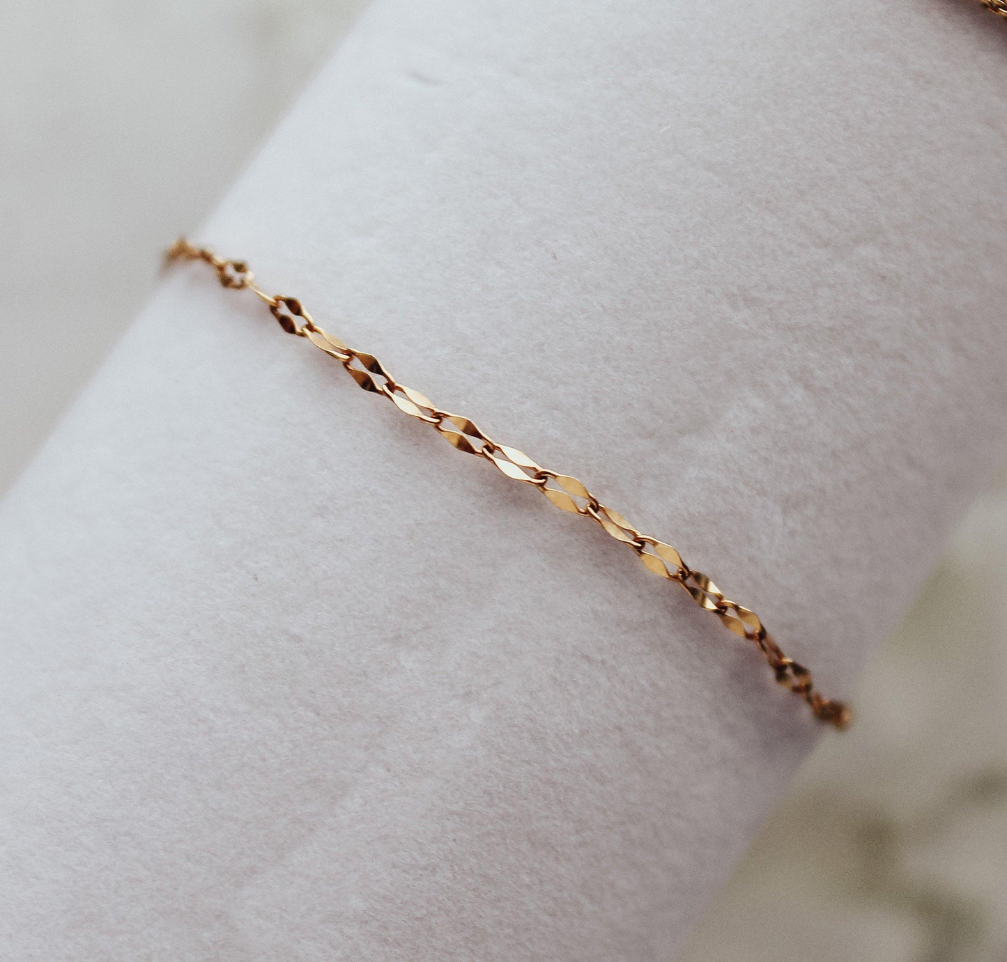 Flutter Chain Bracelet