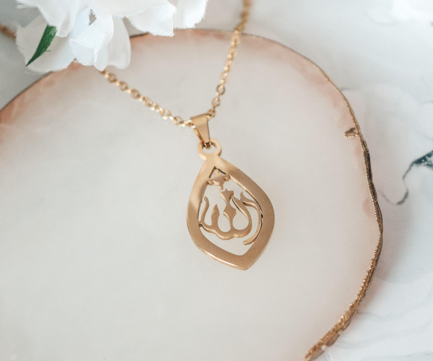 ALLAH Teardrop Calligraphy Pendant Necklace