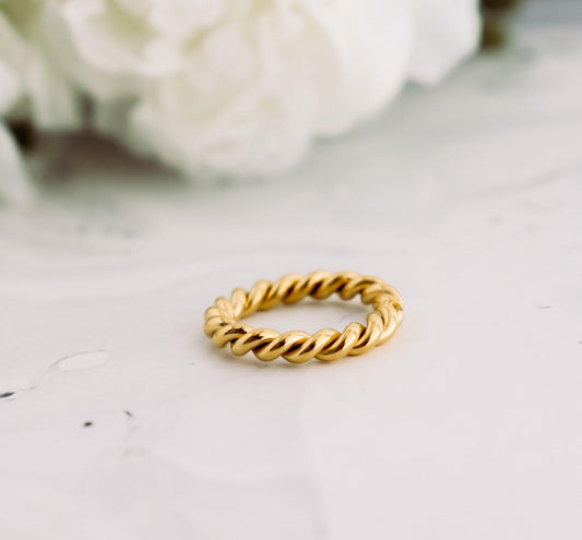 Thick Twisted Ring