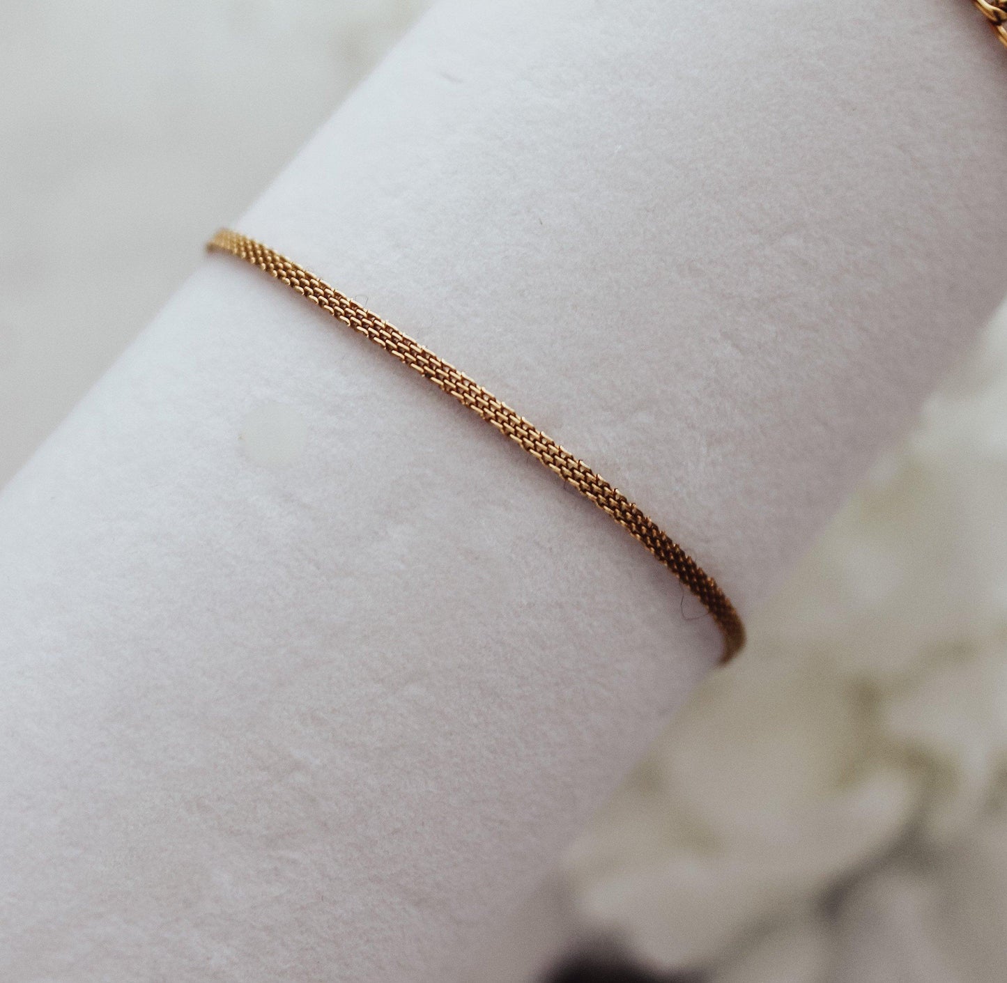 Thin Mesh Chain Bracelet