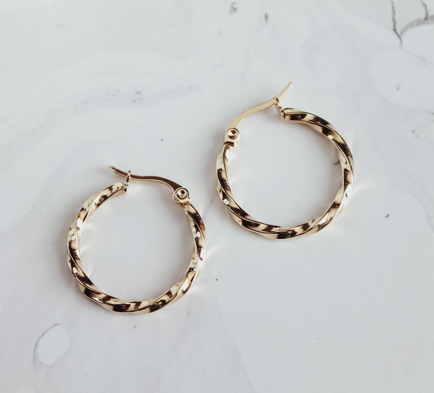 Twist Hoop Earring