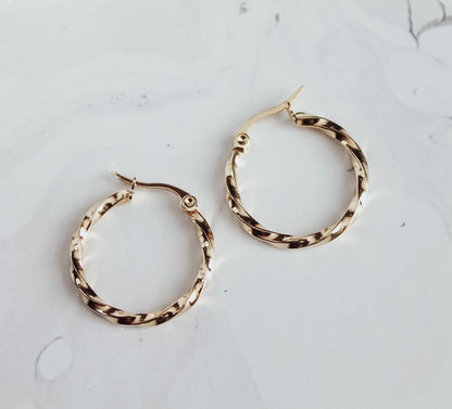 Twist Hoop Earring