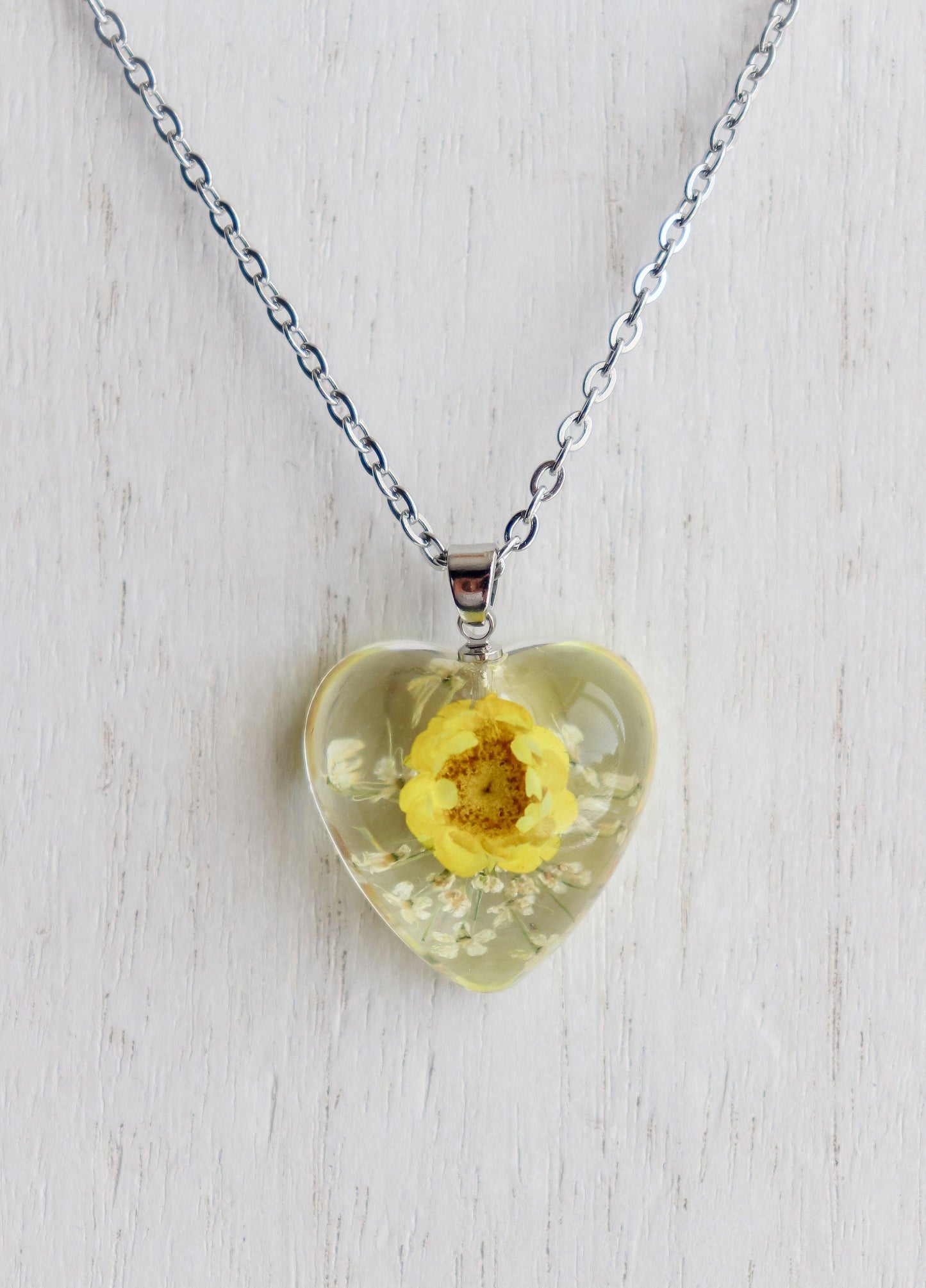 Heart Shaped Resin Flower Pendant Necklace